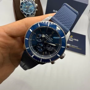 Relógio Breitling em aço e silicone para revenda no atacado foto 1