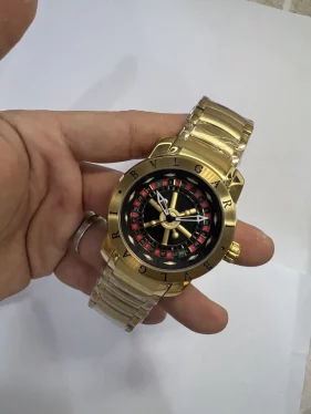 Relógio Bulgari Cassino com design sofisticado e resistente à água. para revenda no atacado
