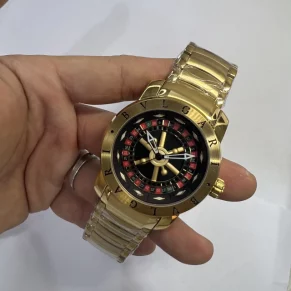 Relógio Bulgari Cassino com design sofisticado e resistente à água. para revenda no atacado
