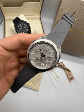 Relógio Bulgari em aço 904L com cronógrafo e vidro de para revenda no atacado
