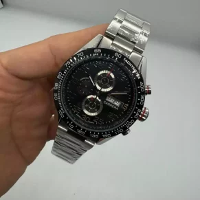 Relógio Tag Heuer Carrera com design sofisticado e funcionalidade de para revenda no atacado