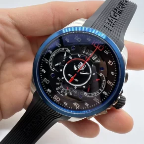 Relógio Tag Heuer Mercedes Benz com design sofisticado para revenda no atacado