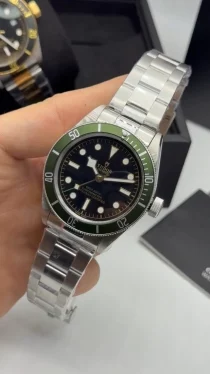 Relógio Tudor Black Bay para revenda no atacado