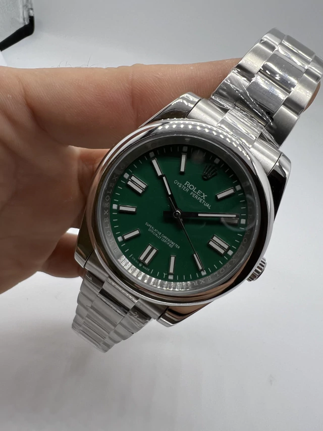 Rolex Oyter Perpetual Relógio de Luxo para Atacado revenda no foto 1